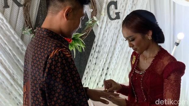 Giri Pamungkas dan Rika Mulyaningsih.