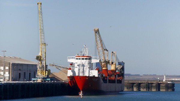 Kapal Kargo Rusia Dicegat Pasukan Prancis Imbas Invasi ke Ukraina
