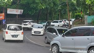 Polisi Tambah Kantong Parkir di Lembang Pakai Lahan Warga
