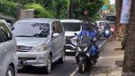 Lalin di Jalan Raya Lembang-Setiabudi Padat Diserbu Wisatawan