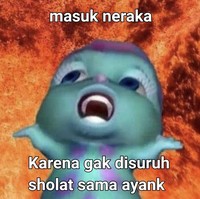 Ayo ngaku siapa yang kalau beribadah harus tunggu di suruh ayang dulu? Kurang-kurangin deh, jangan sampai nanti masuuk neraka gara-gara si ayang lupa ngingetin ibadah terus. Foto: Twitter