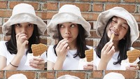 Naura juga diketahui suka dengan stroopwafel. Waffle tipis dan renyah itu memang pas untuk camilan. Foto: Instagram @naura.ayu