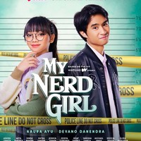 Keduanya disatukan di web series terbaru berjudul My Nerd Girl, di mana Naura menjadi pemeran utamanya dan Devano menjadi lawan mainnya. Foto: dok. Instagram/@naura.ayu