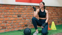 Di Instagram terlihat bahwa Nyanya Rizky sangat doyan olahraga. (Foto: dok. Instagram @nyanyarizky) 