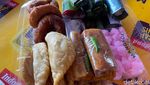 Ragam Kue Murah Meriah di Pasar Kue Subuh Saraswati