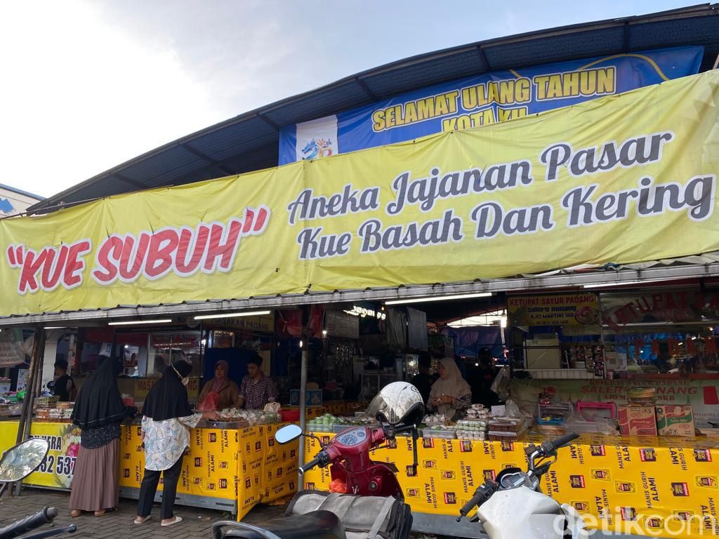 Pasar Kue Subuh Saraswati Lesu Sejak Pandemi