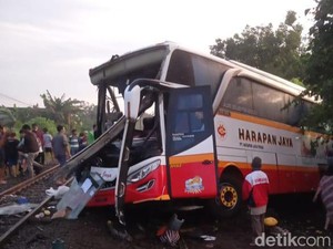17 Laka di Perlintasan KA Tanpa Palang Pintu di Jatim Sepanjang 2022