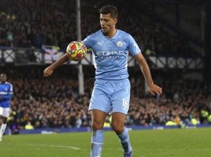 Rodri Handball, Kok Everton Nggak Dapat Penalti? Ini Penjelasannya