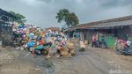 Jorok! Sampah Menumpuk di TPS Pasar Majalaya hingga Menghalangi Jalan