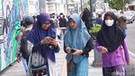 Upss... Wisatawan Asyik Foto-foto Sampai Abai Prokes