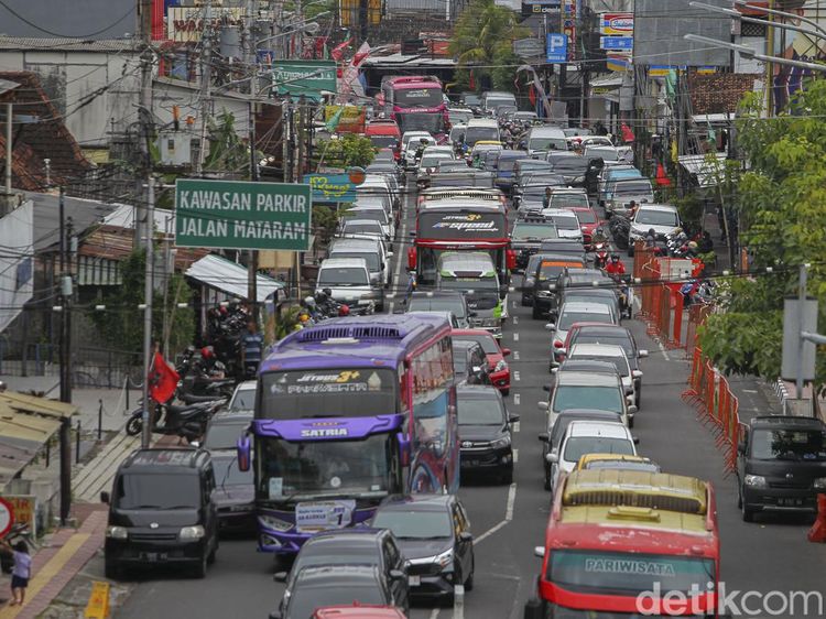 Libur Panjang, Wisatawan Padati Kawasan Malioboro