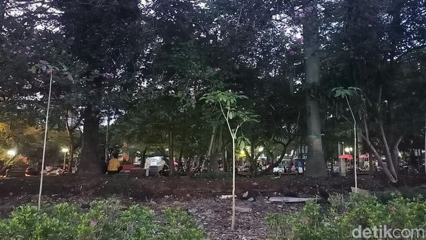 Alun-alun Cimahi.