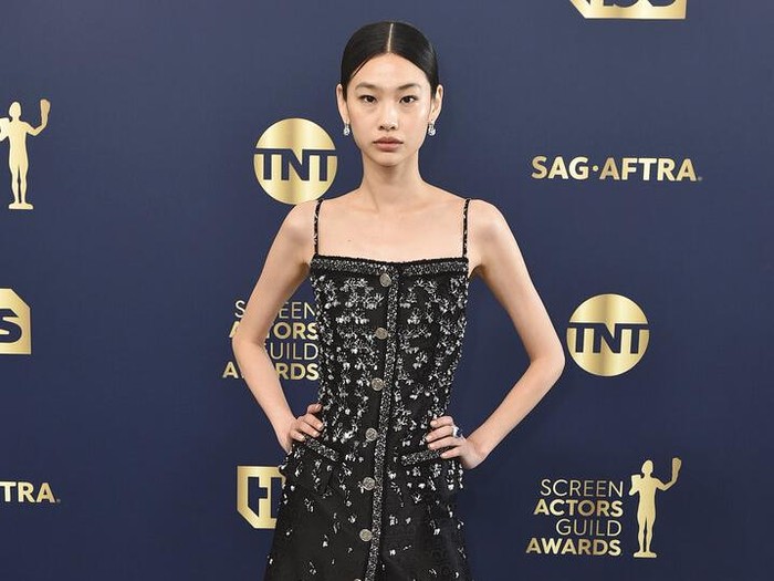 Celebrities arrive at the 28th annual Screen Actors Guild Awards at the Barker Hangar on Sunday, Feb. 27, 2022, in Santa Monica, Calif. (Photo by Jordan Strauss/Invision/AP)