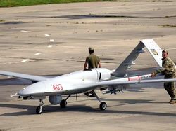 Penampakan Ukraina Hancurkan Konvoi Rusia Pakai Drone