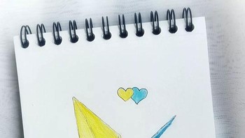 Presiden Ukraina yang baru terpilih lewat Pilpres 2019, yakni sosok yang dulu dikenal sebagai komedian, Volodymyr Zelensky. Ukraina condong ke NATO meski belum menjadi anggota NATO. Foto: Boredpanda