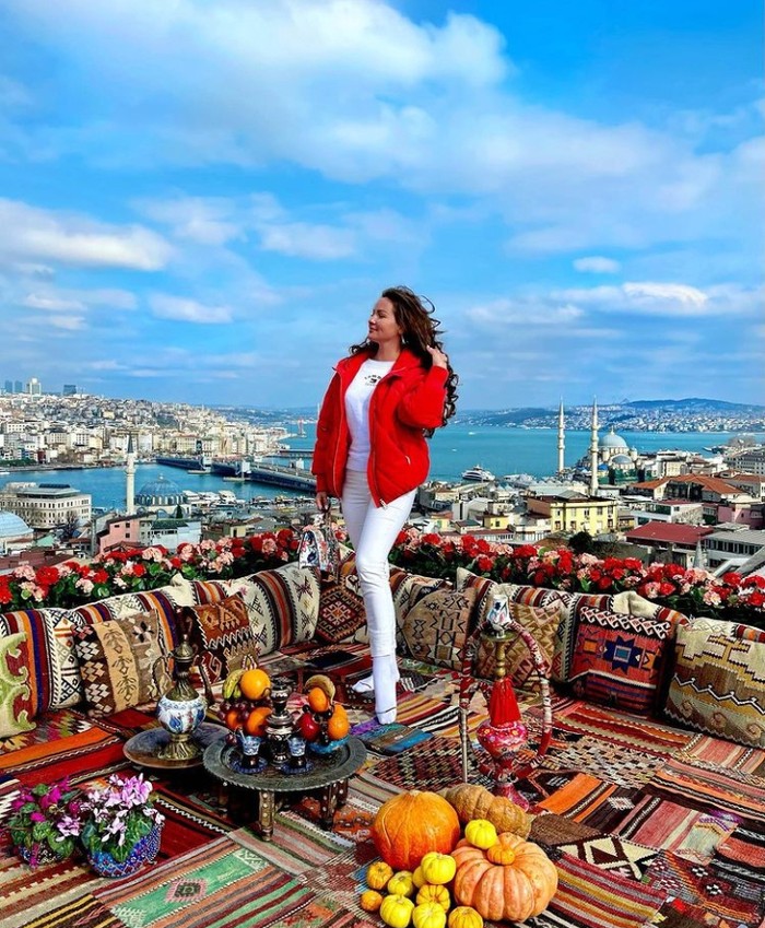 Galeri Anastasiia Lenna Miss Ukraina Anastasiia Lenna Hobi Ngopi hingga Kulineran ke Turki
