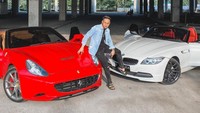Belum lama ini Indra Kenz juga membuat konten membeli satu unit Lamborghini Huracan 580 Spyder dengan harga Rp 9 miliar. Mobil tersebut dibeli melalui importir umum Prestige Image Motorcars. 