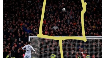 Kemenangan The Kop ini diraih usai kiper Chelsea gagal menendang penalti. Foto: Twitter