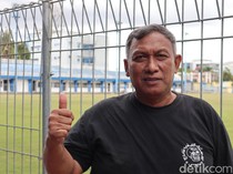 Asep Sumantri, Legenda Persib yang Kini Bergelar Doktor