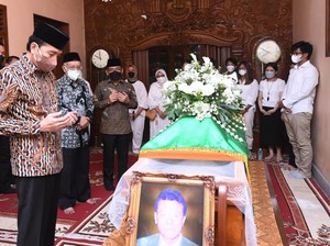 Berpulangnya Pakde Miyono, Mentor Bisnis dan Pemandu Kesuksesan Jokowi