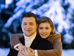 9 Potret Kemesraan Presiden Ukraina dan Istri Sebelum Terpisah karena Perang