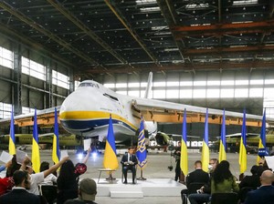 Before-After Pesawat Kargo Terbesar Antonov-225 Hancur Diserang Rusia