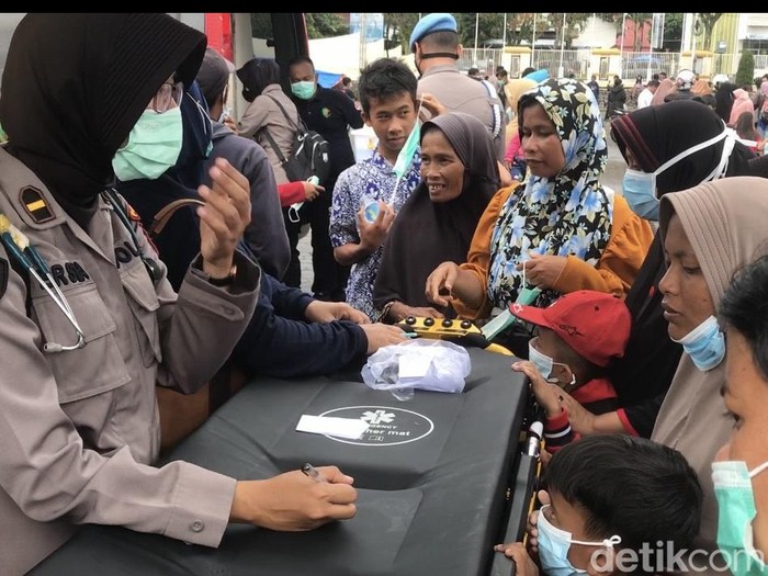 Pengungsi korban gempa di Pasaman Barat mulai terserang penyakit