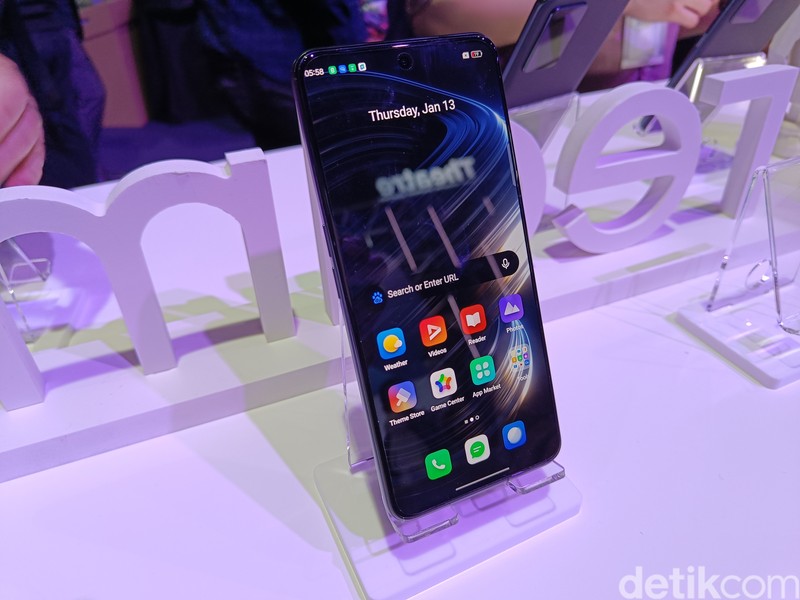 Realme fast charging 150W