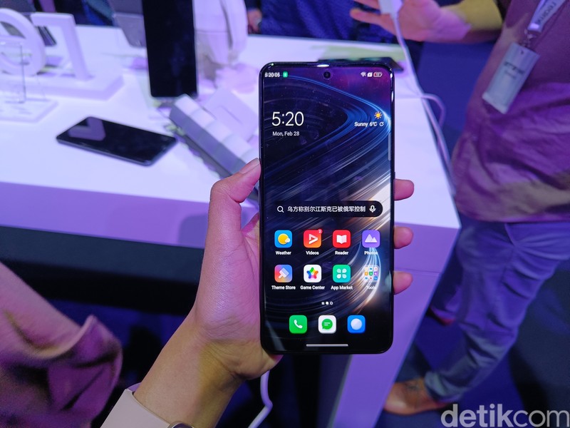 Realme fast charging 150W