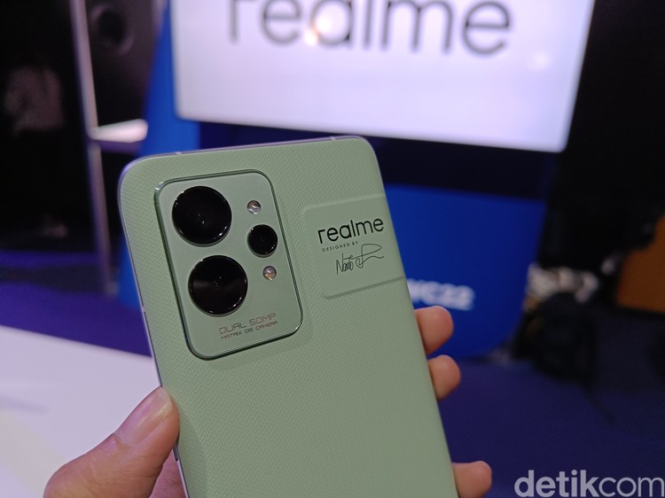 Realme GT 2 series Realme GT 2 series