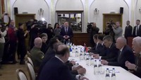 Ukraina menyebut tuntutan utama dalam perundingan ini adalah gencatan senjata dan penarikan tentara Rusia.