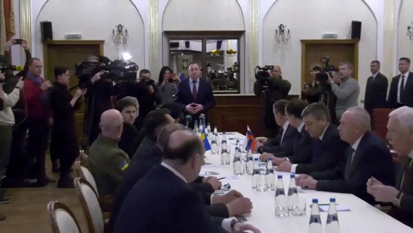 Momen Perundingan Ukraina-Rusia di Perbatasan Belarusia