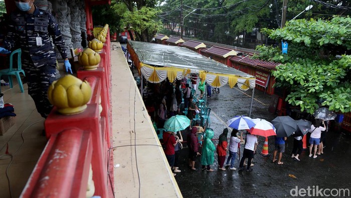 IPDN Kemendagri terus menggenjot vaksinasi booster diberbagai wilayah di Jawa Tengah. Kali ini digelar di lokasi wisata budaya Sam Poo Kong, Semarang.