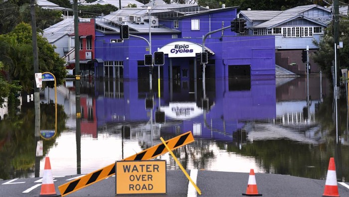 Dilanda Banjir Parah, Begini Kondisi Australia Banjir merendam sejumlah kawasan di Australia imbas cuaca ekstrem yang melanda negara itu. Sekitar 40 ribu warga pun dievakuasi karena terdampak banjir.