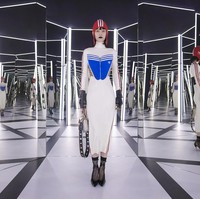Fashion show kolaborasi Gucci dengan Adidas untuk koleksi musim dingin 2022. Foto: Dok. Gucci.
