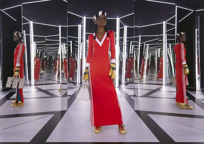 Fashion show kolaborasi Gucci dengan Adidas untuk koleksi musim dingin 2022. Foto: Dok. Gucci.