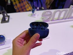 Deretan Gadget Realme Mejeng di Pesta Ponsel Dunia