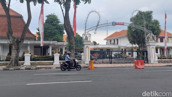 gedung grahadi