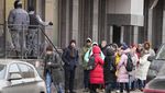 Ini yang Bikin Warga Rusia Panik Serbu ATM-Bank buat Tarik Uang Ini yang Bikin Warga Rusia Panik Serbu ATM-Bank buat Tarik Uang