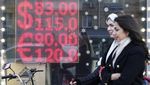 Ini yang Bikin Warga Rusia Panik Serbu ATM-Bank buat Tarik Uang