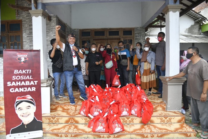 Ketua DPC Kabupaten Tegal, Ali Nubhan menilai penggunaan aplikasi tersebut sangat efektif mendukung kebijakan pemerintahan dalam penanganan pandemi COVID-19.