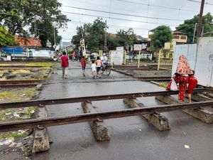 Kondisi Perlintasan Sebidang di Kemayoran Usai Sebulan Uji Coba Penutupan