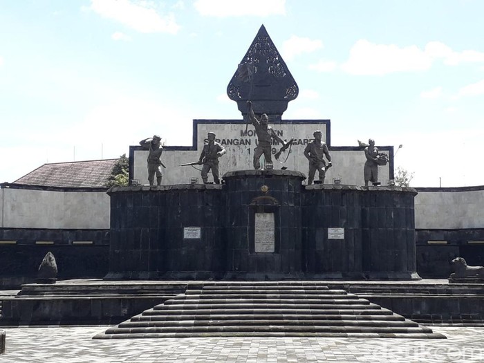 Monumen Serangan Umum 1 Maret di kompleks Benteng Vredeburg, Kota Yogyakarta, Sabtu (26/2/2022).