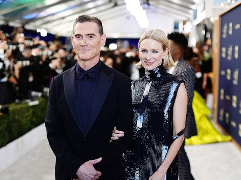 Naomi Watts dan Billy Crudup SANTA MONICA, CALIFORNIA - FEBRUARY 27: Naomi Watts attends the 28th Annual Screen ActorsGuild Awards at Barker Hangar on February 27, 2022 in Santa Monica, California. Frazer Harrison/Getty Images/AFP (Photo by Frazer Harrison / GETTY IMAGES NORTH AMERICA / Getty Images via AFP)