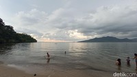 Biasanya yang datang adalah wisatawan domestik dari Padangsidimpuan dan warga sekitar. (Bonauli/detikcom)