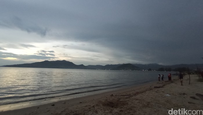 Pantai Indah Kalangan Pantai Indah Kalangan