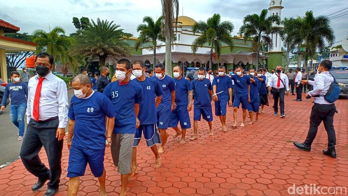Polresta Bandung tangkap 94 tersangka kasus pencurian kendaraan roda dua-empat. Penangkapan itu dalam rangka Operasi Jaran Lodaya tahun 2022 di wilayah Jabar.
