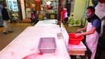 Supermarket di Hong Kong Ludes Diborong Warga Gegara Rumor Lockdown