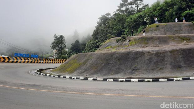 Sempat Macet Parah, Kondisi Puncak Kembali Lengang