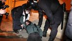 Tolak Invasi ke Ukraina, Demonstran Antiperang Ditangkap di Rusia